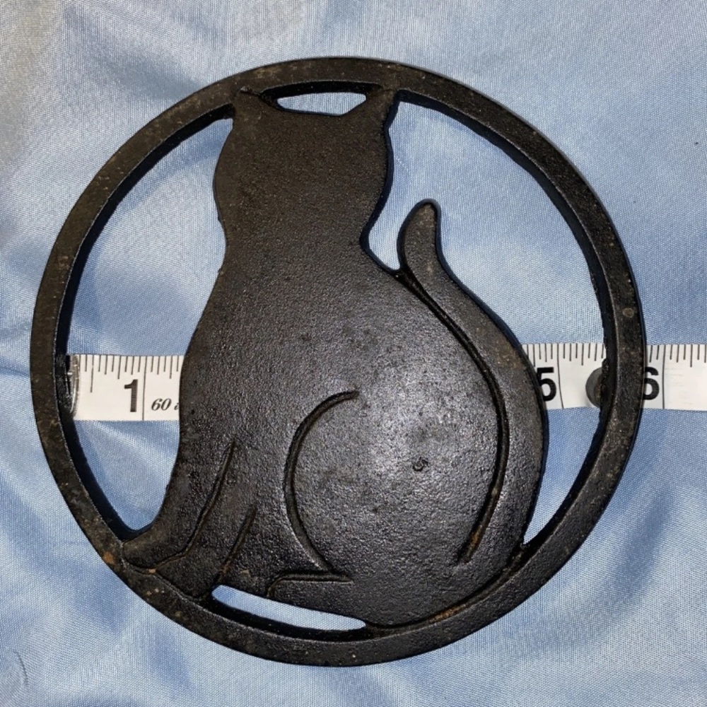 Black Cast Iron Cat Trivet - Picture 2 of 5